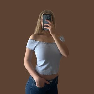 Off the Shoulder Crop Top